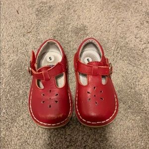 Red leather L’amour toddler girl size 5